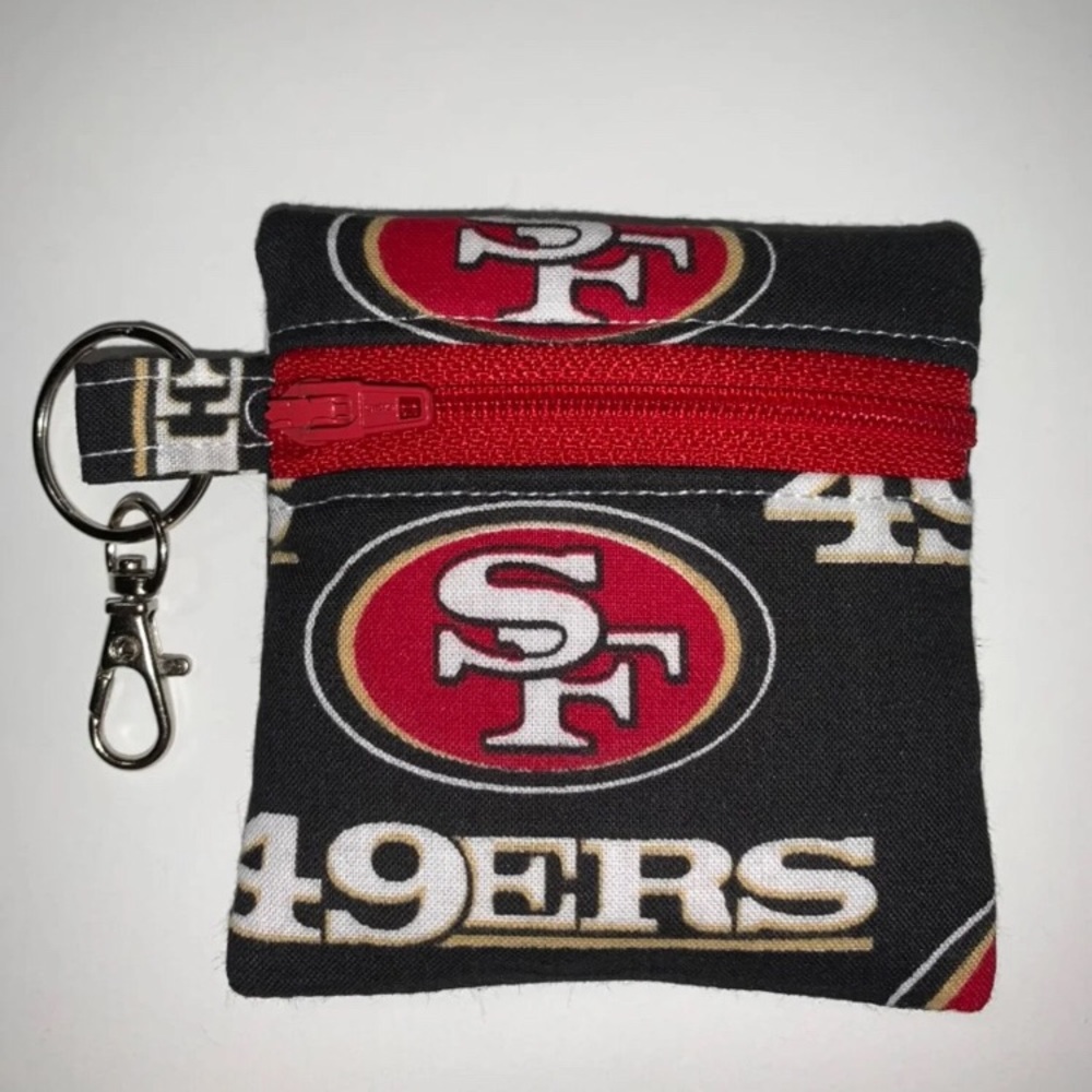 San Francisco 49ers Airpod Case